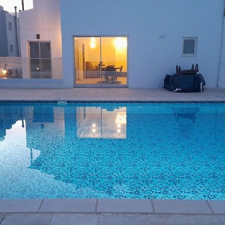 Sky Apartment On The Pool Айя-Напа Экстерьер фото